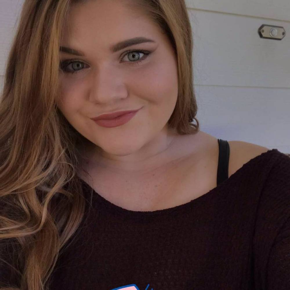 Meet your Posher, Katelynn